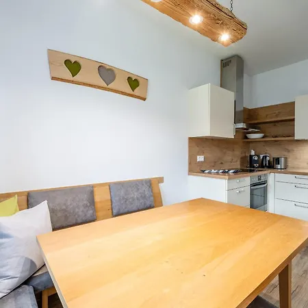 Zur Jägerin - By Mynests Apartment