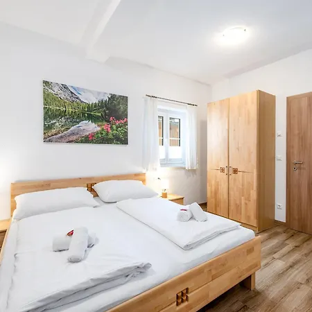 Zur Jägerin - By Mynests Apartment