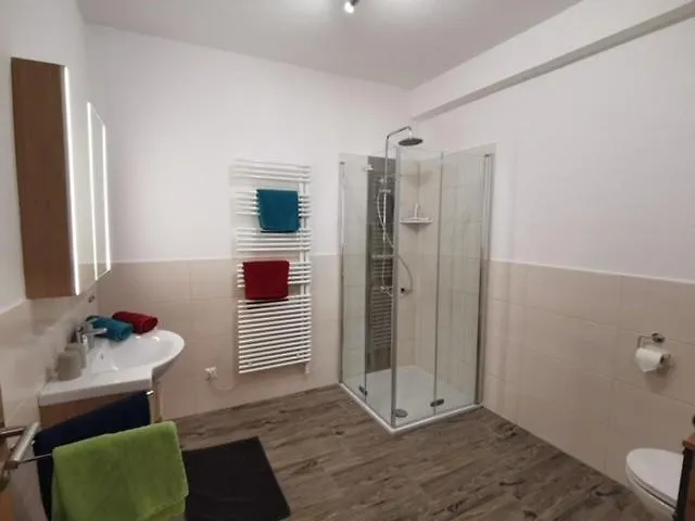 Zur Jaegerin - By Mynests *