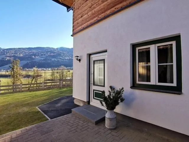 Zur Jaegerin - By Mynests